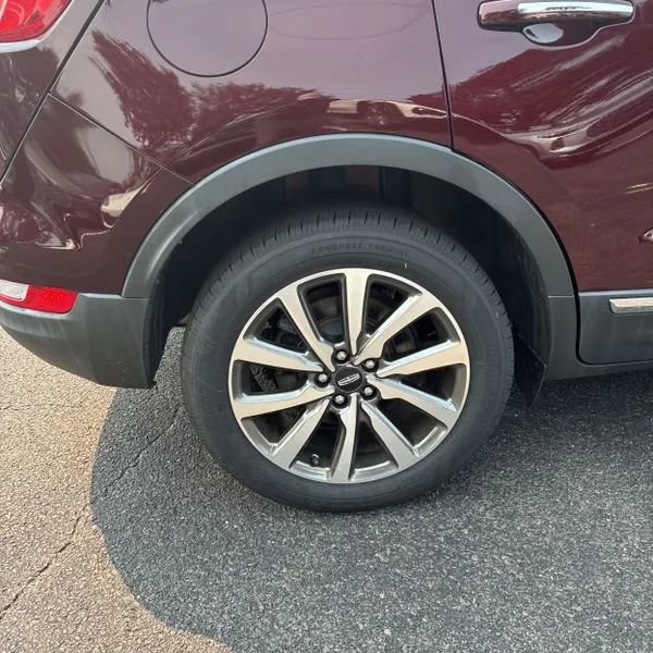 Used 2019 Lincoln MKC Reserve AWD/4WD image 14