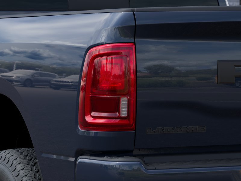 New 2026 RAM 3500 Laramie AWD/4WD image 10