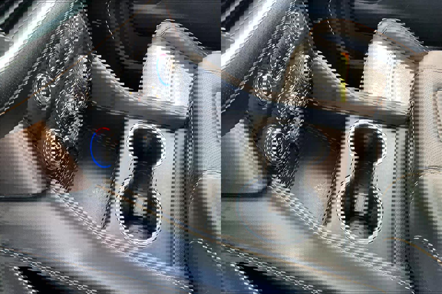 Used 2021 GMC Yukon XL AT4 w/ AT4 Premium Plus Package image 15