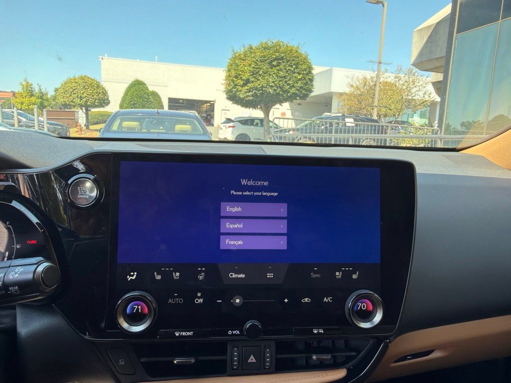 Certified 2025 Lexus NX 350 AWD w/ Accessory Package (2T) image 28