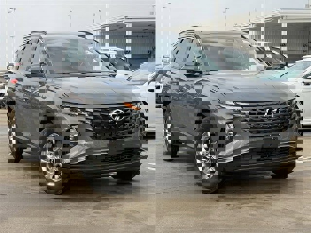 Used 2024 Hyundai Tucson SEL image 2