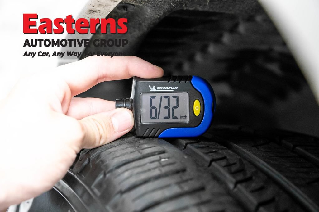 Used 2022 Jeep Grand Cherokee Overland AWD/4WD image 31
