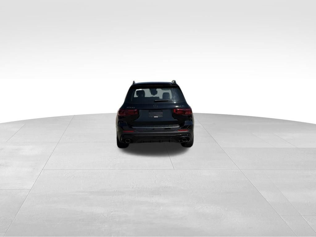 Certified 2025 Mercedes-Benz GLB 35 AMG 4MATIC image 4
