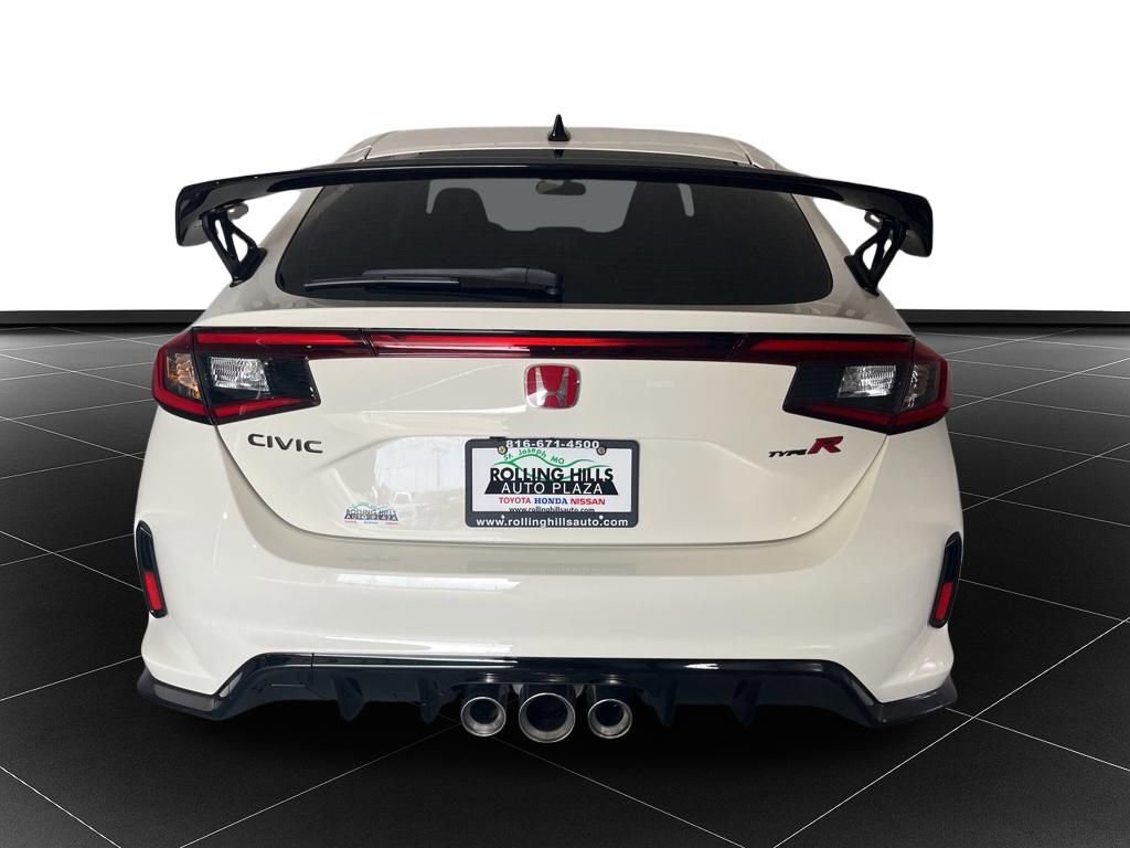 Used 2023 Honda Civic Type R image 4