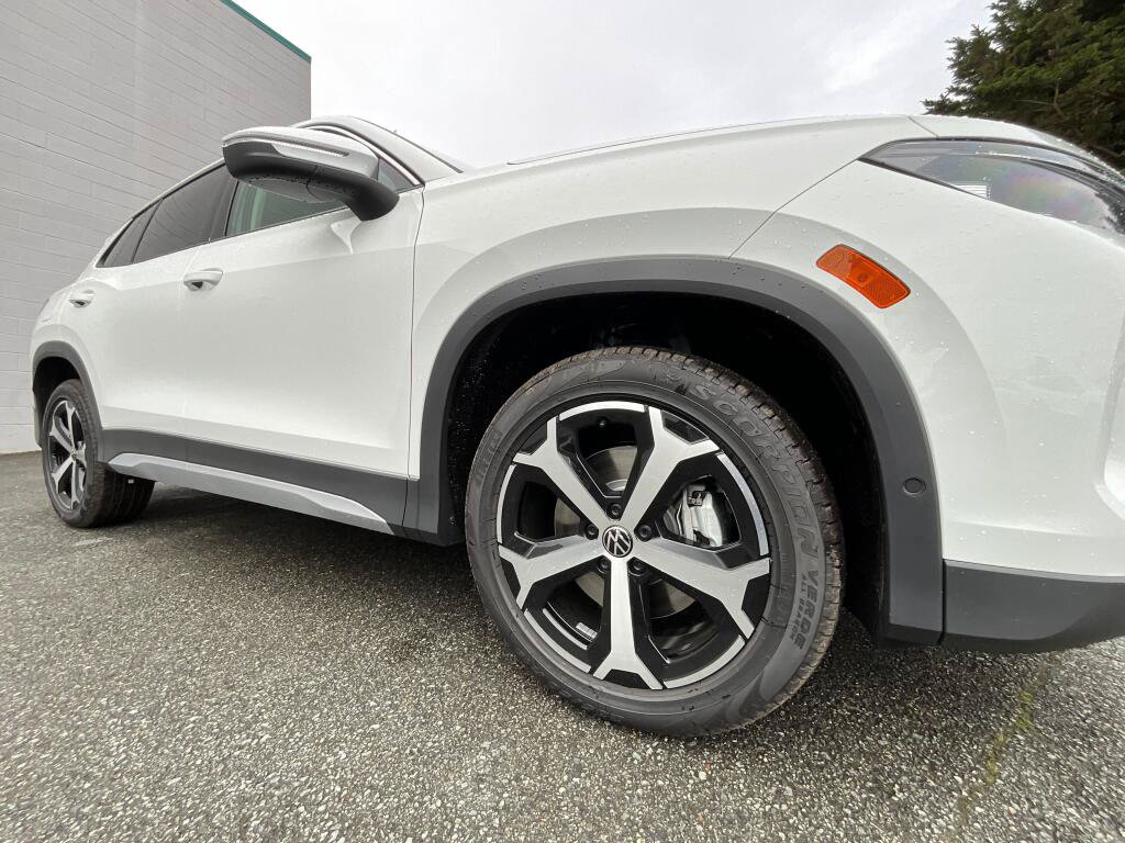 New 2026 Volkswagen Tiguan SE AWD/4WD image 10