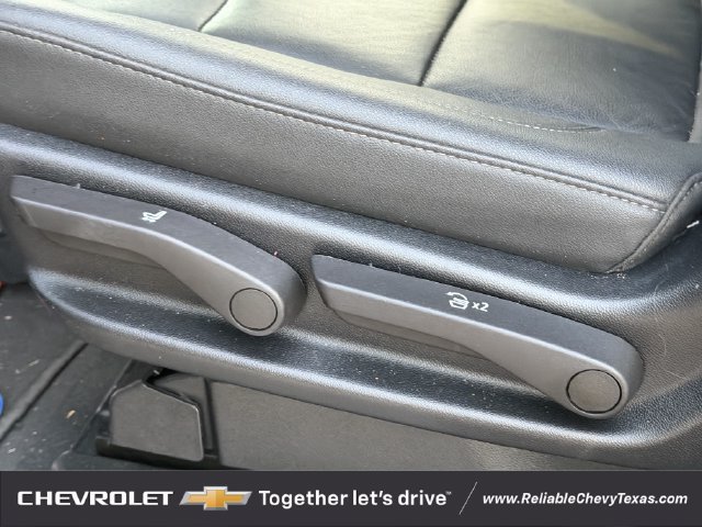 Used 2023 Chevrolet Suburban Z71 w/ Luxury Package AWD/4WD image 34