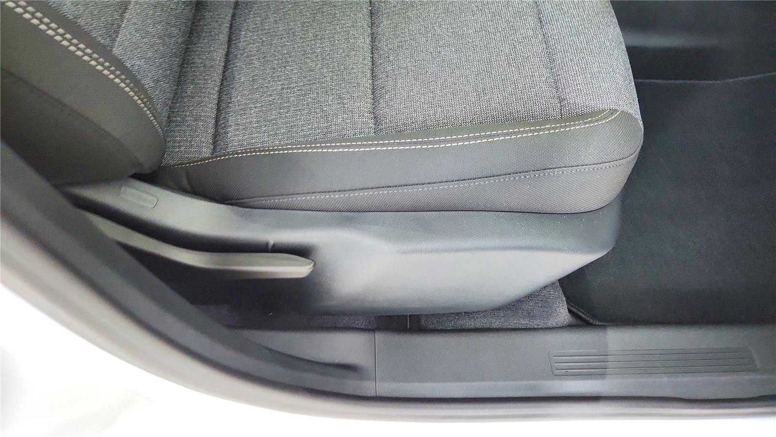 Used 2026 GMC Terrain Elevation image 36