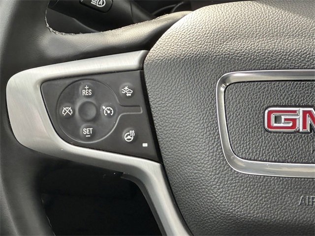 Used 2024 GMC Terrain SLT image 12