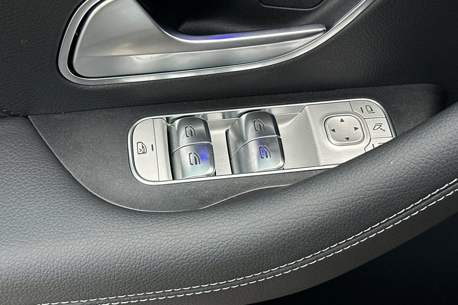 New 2025 Mercedes-Benz GLE 350 4MATIC image 23