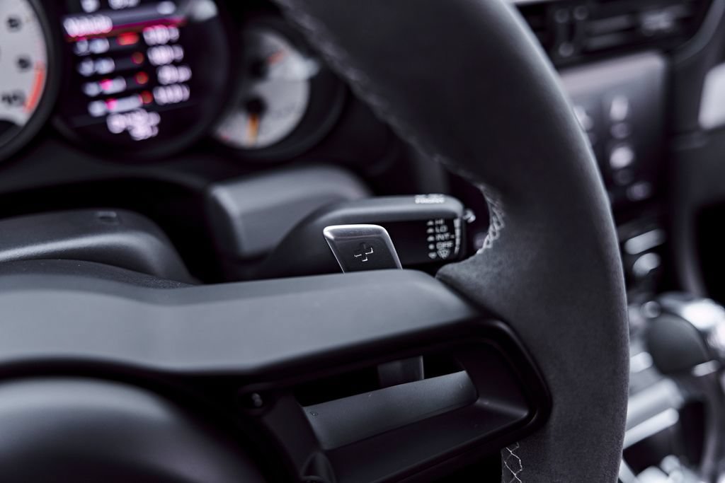 Used 2018 Porsche 911 GT3 RWD image 73