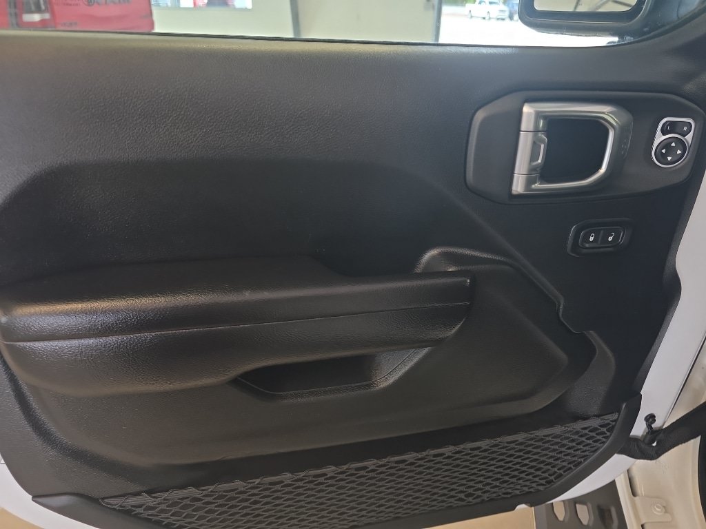 Used 2021 Jeep Wrangler Unlimited Sport AWD/4WD image 15