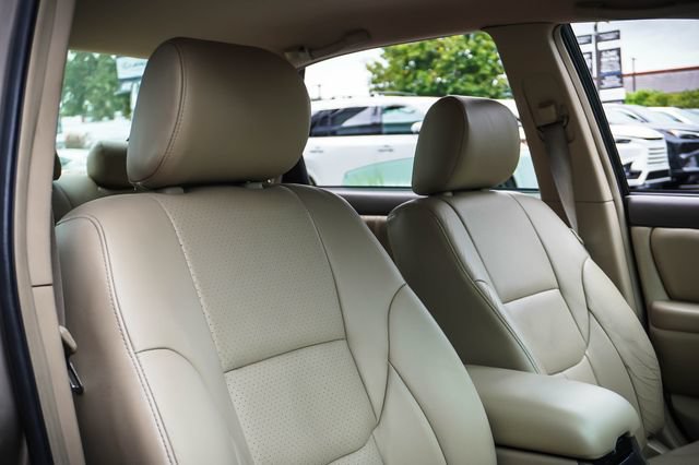 Used 2004 Toyota Avalon XL w/ Luxury Pkg FWD image 22