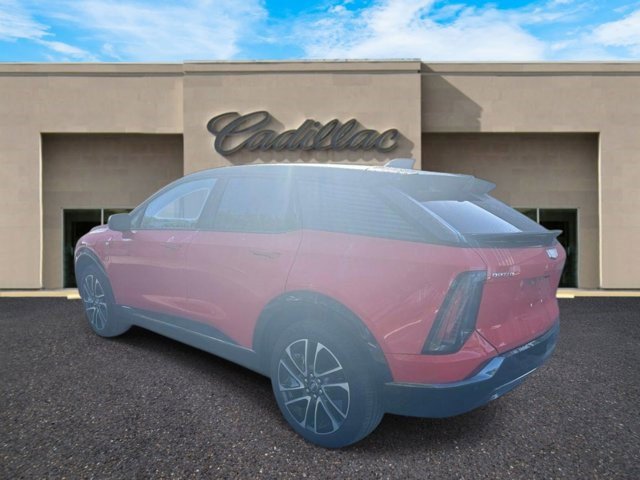 Certified 2025 Cadillac Optiq Sport 1 image 5