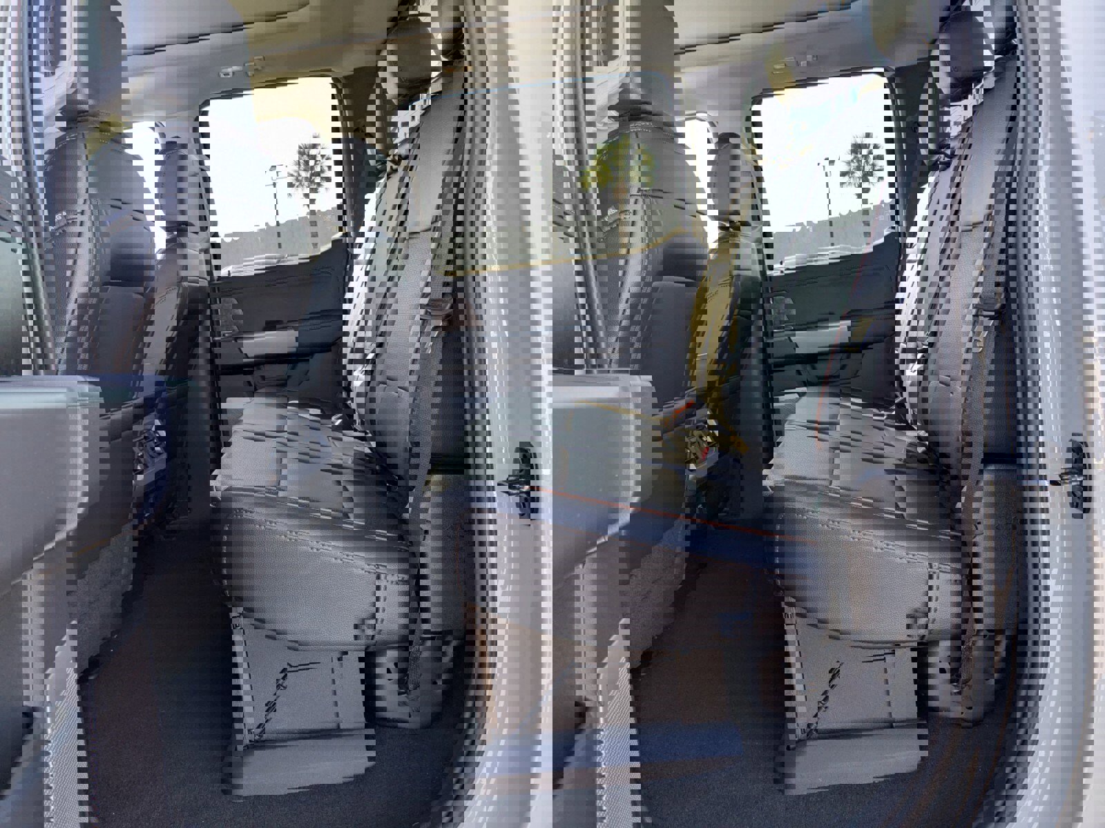 New 2025 Ford F350 Lariat w/ Lariat Ultimate Package image 42