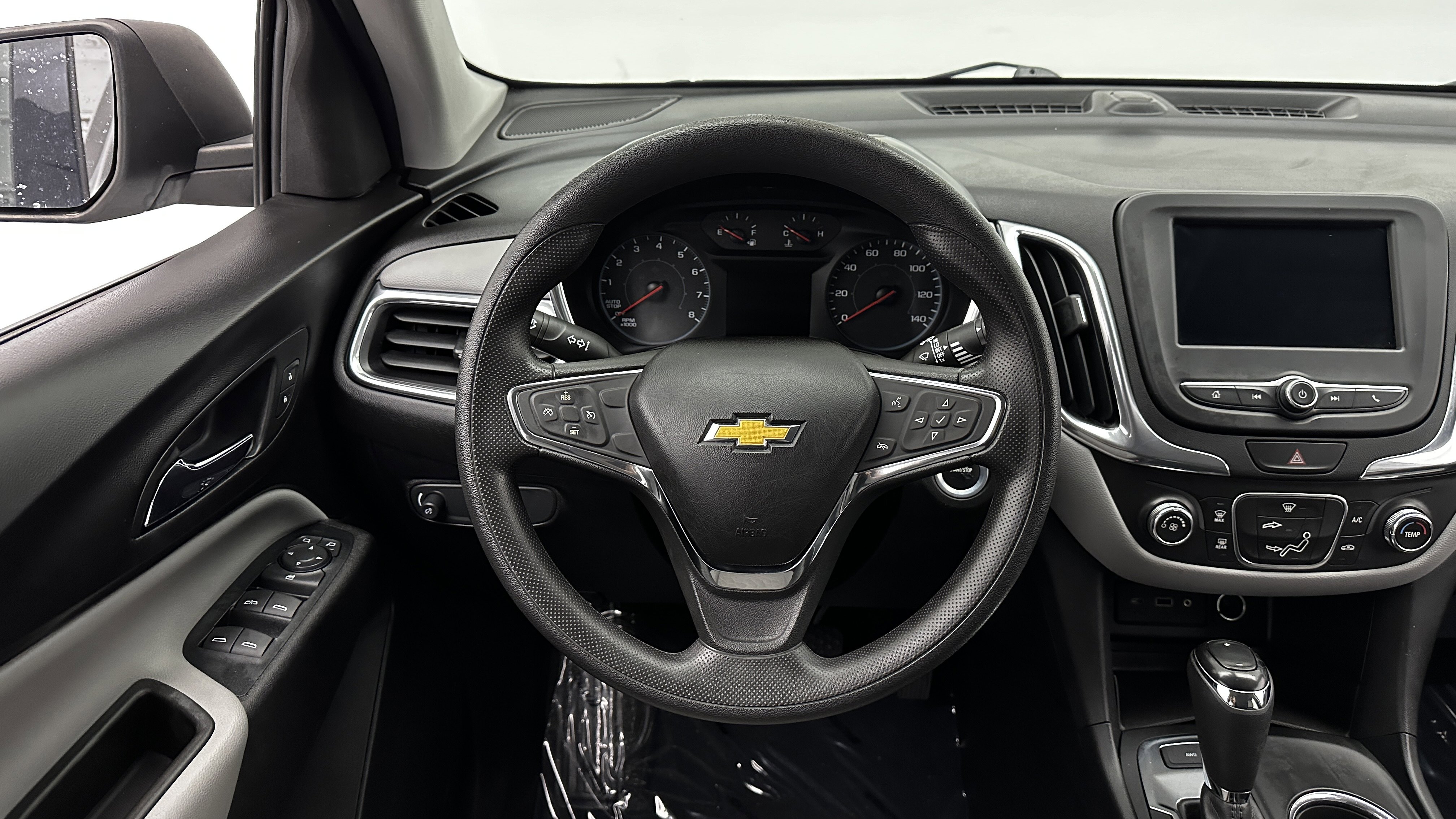Used 2019 Chevrolet Equinox LS w/ LS Convenience Package image 25