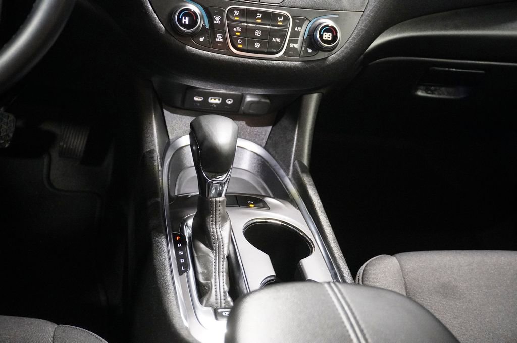 Used 2024 Chevrolet Malibu LT w/ Sport Edition image 11