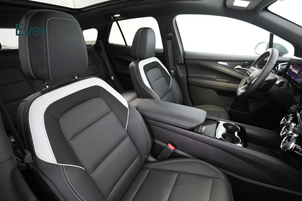 Used 2024 Chevrolet Blazer EV LT AWD/4WD image 23
