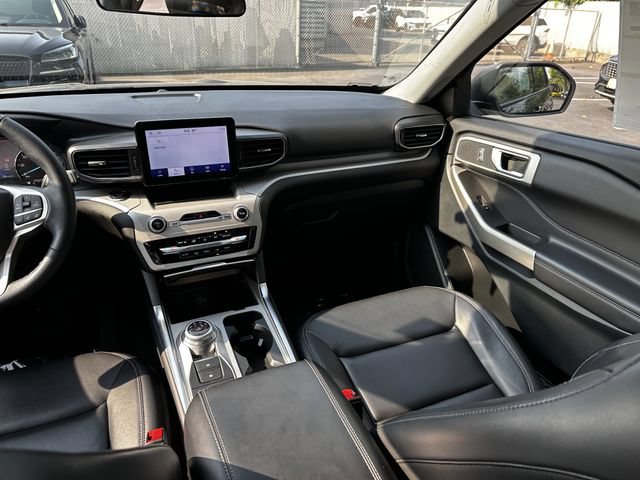 Certified 2023 Ford Explorer XLT w/ Equipment Group 202A AWD/4WD image 17