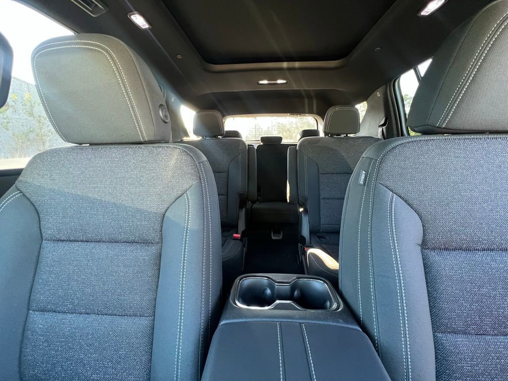 New 2026 Chevrolet Traverse LT image 9