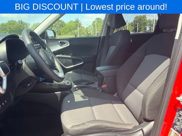 Used 2024 Kia Soul LX w/ Option Group 015 FWD image 18