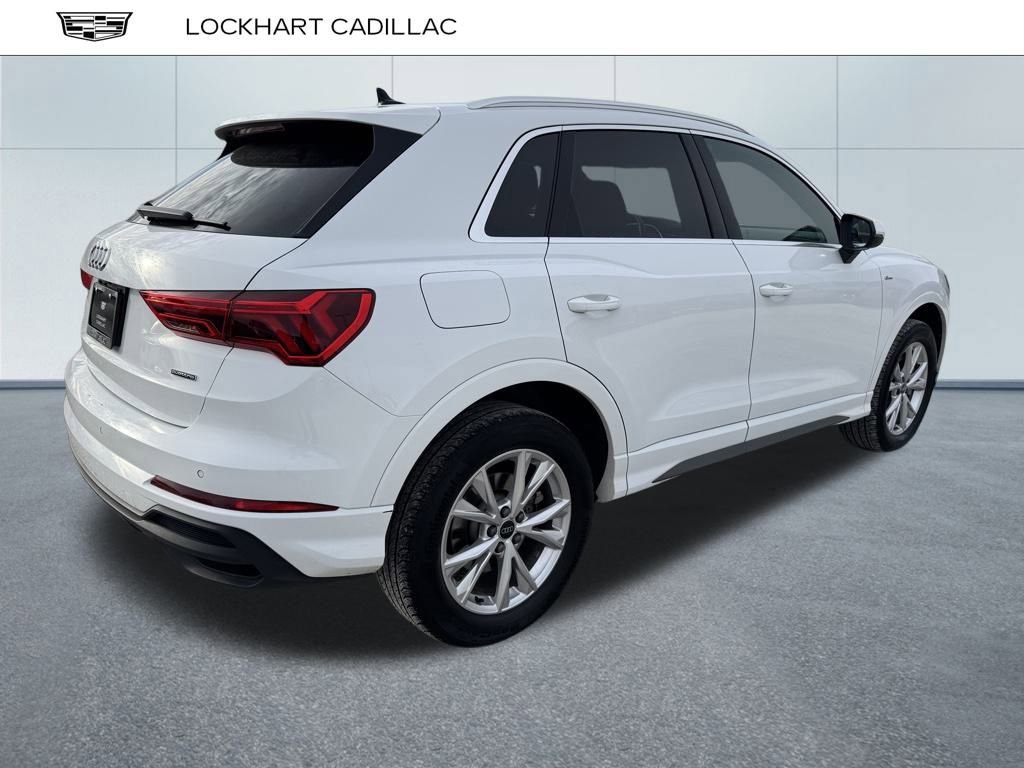 Used 2025 Audi Q3 2.0T Premium image 3