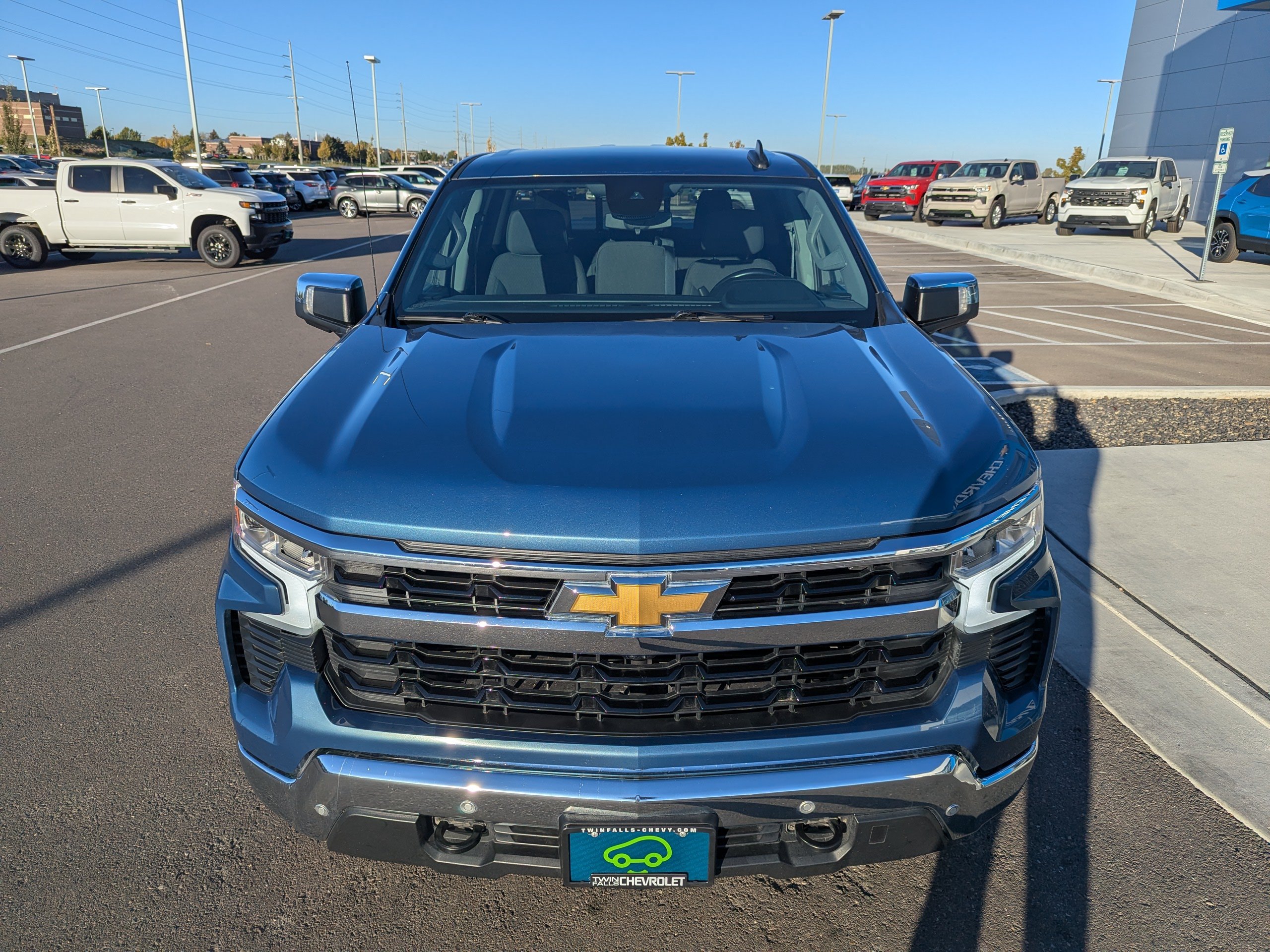 Certified 2024 Chevrolet Silverado 1500 LT AWD/4WD image 4