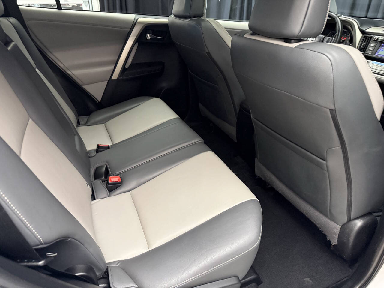 Used 2013 Toyota RAV4 Limited AWD/4WD image 23