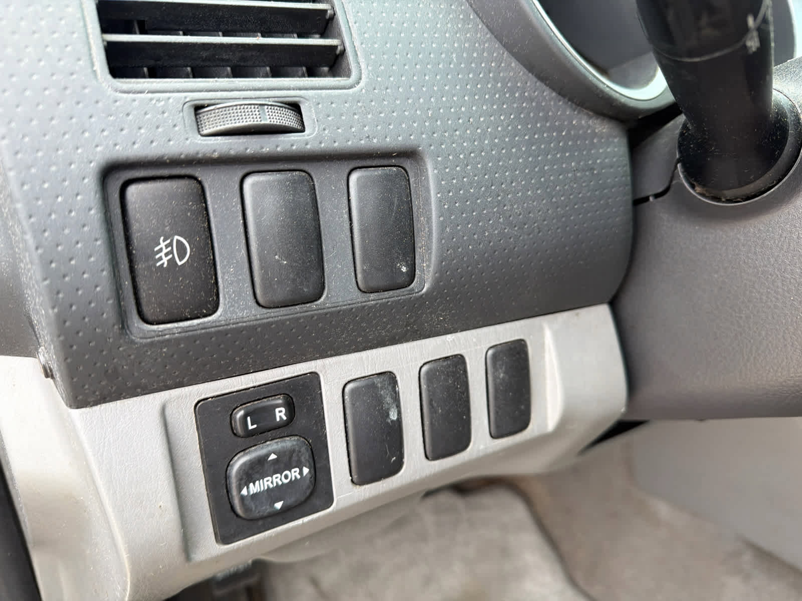 Used 2007 Toyota Tacoma PreRunner RWD image 16