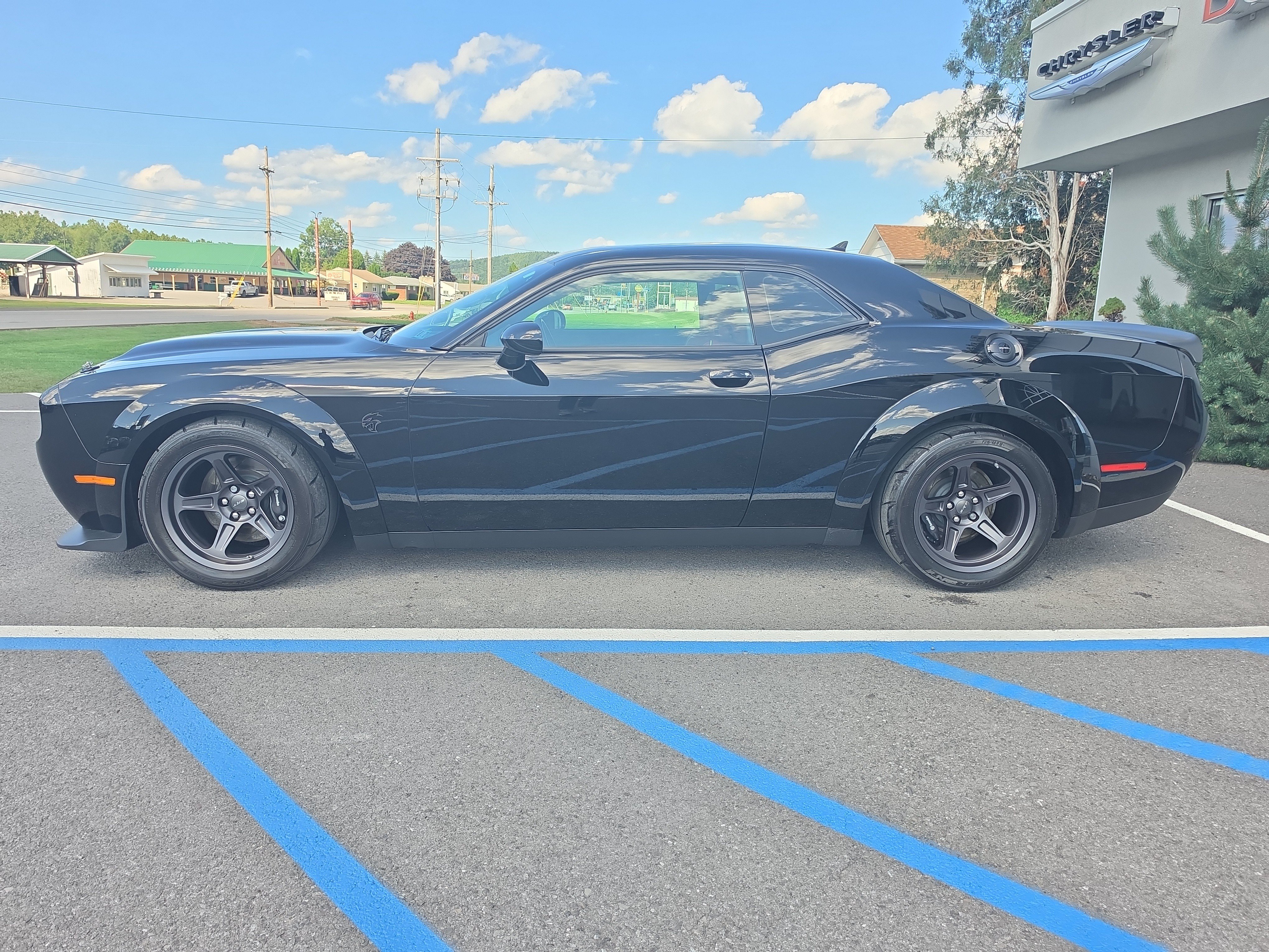 Used 2020 Dodge Challenger SRT Super Stock RWD image 7