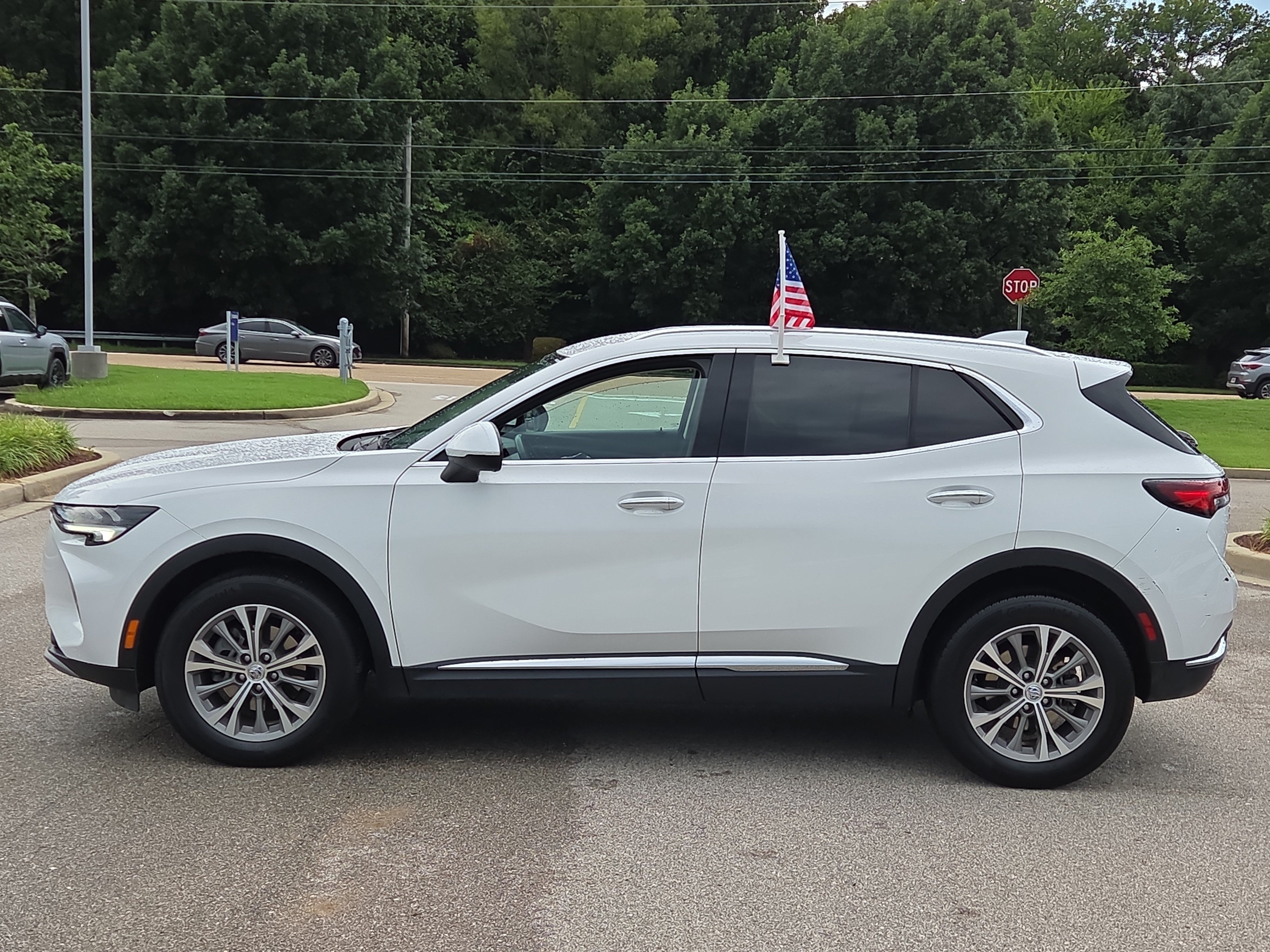 Used 2023 Buick Envision Preferred w/ Premium Seat Package AWD/4WD image 6