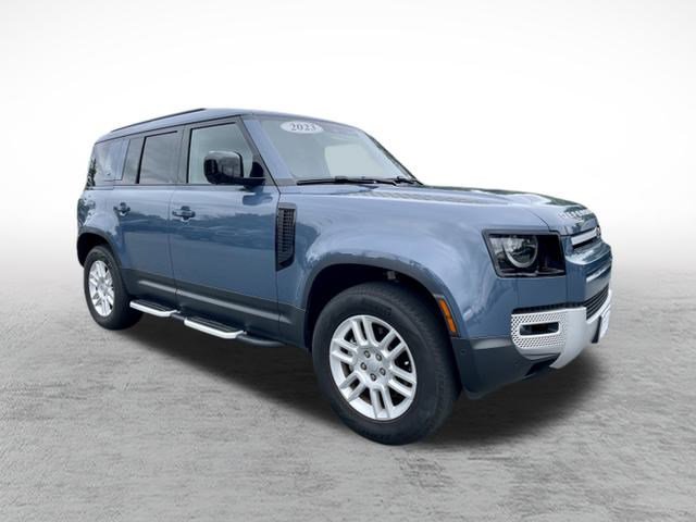 Used 2023 Land Rover Defender 110 S image 3