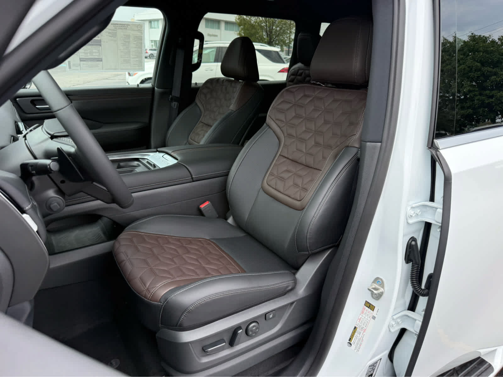New 2026 Nissan Armada Platinum Reserve AWD/4WD image 8
