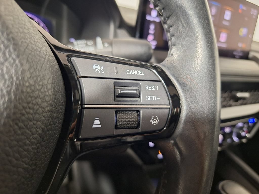 Used 2023 Honda Accord Touring image 19