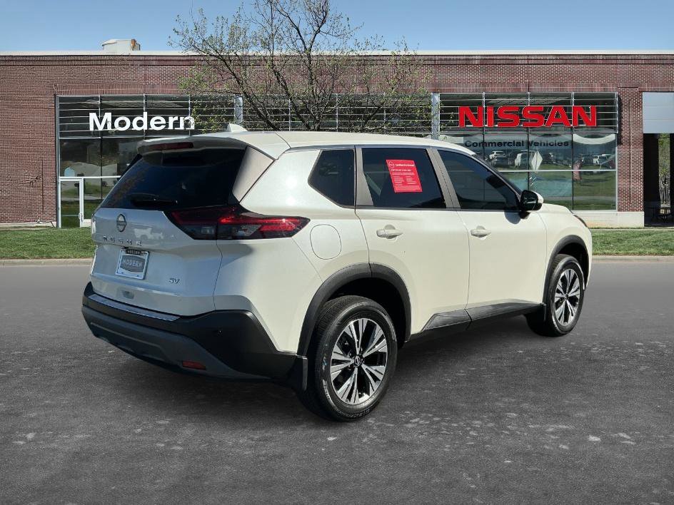 Certified 2023 Nissan Rogue SV image 4