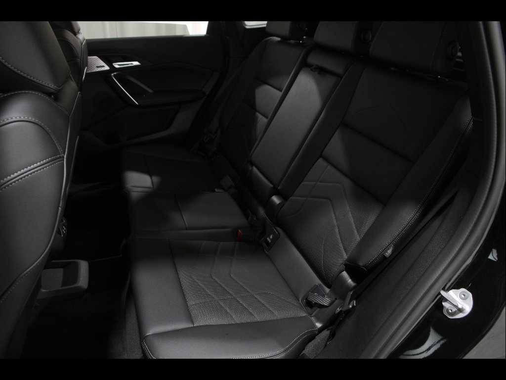 Certified 2025 BMW X1 M35i AWD/4WD image 17
