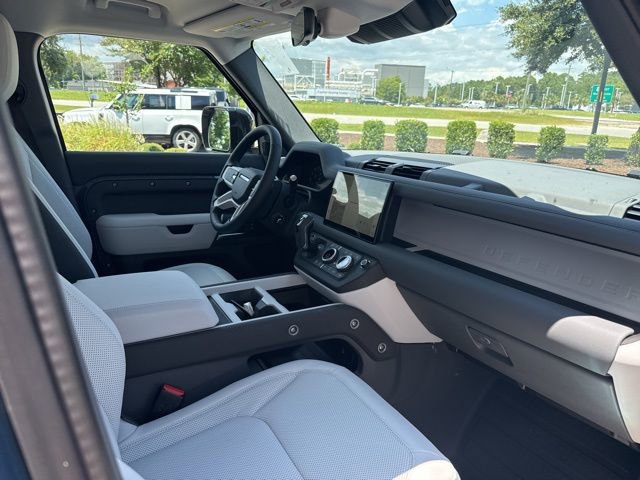 New 2025 Land Rover Defender 110 S image 37