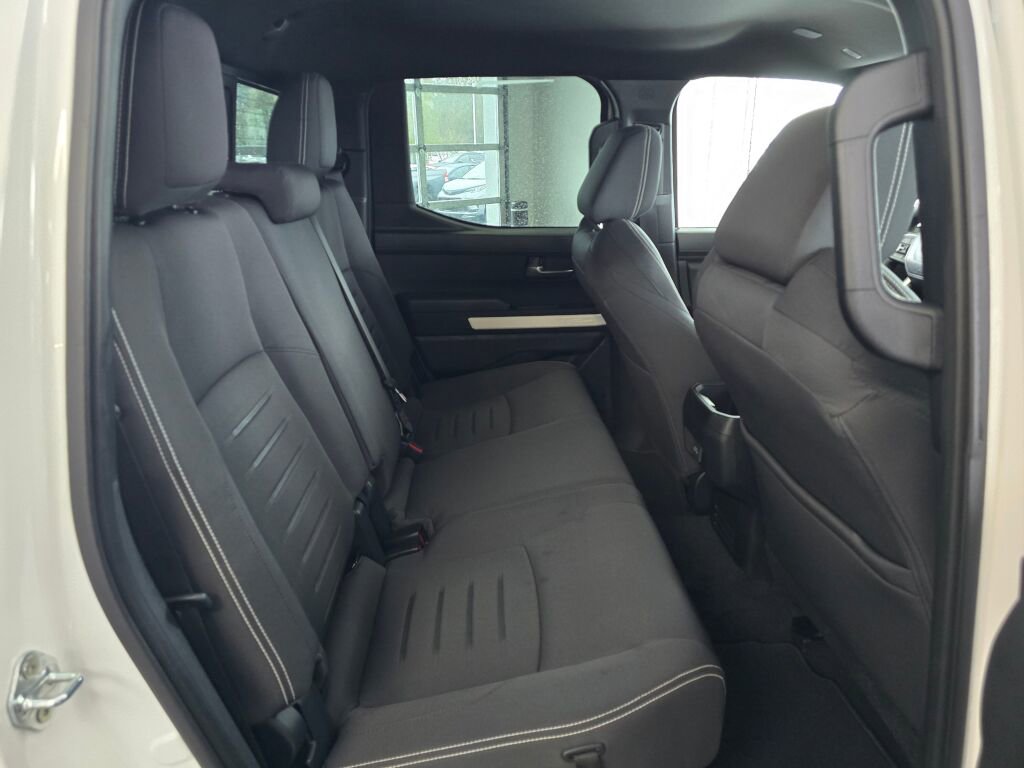 Used 2024 Toyota Tacoma TRD Sport w/ TRD Sport Upgrade Package image 42