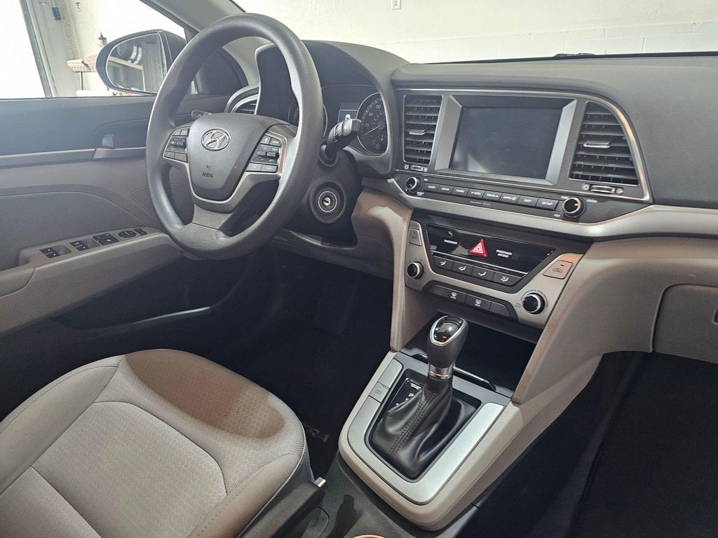 Used 2018 Hyundai Elantra SEL FWD image 30