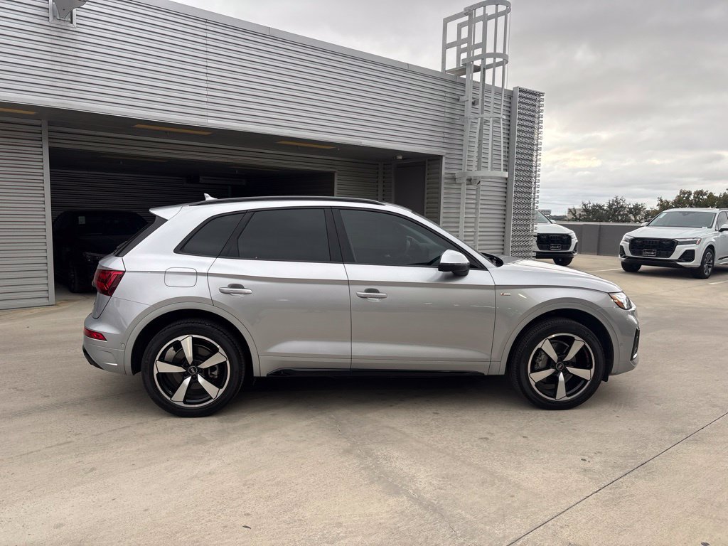 Used 2022 Audi Q5 2.0T Prestige w/ Prestige Package AWD/4WD image 4