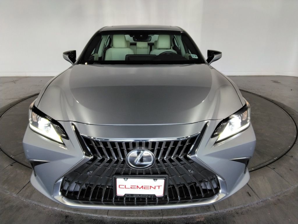 Used 2022 Lexus ES 350 w/ Premium Package image 3