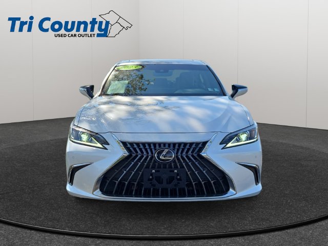 Used 2023 Lexus ES 350 w/ Premium Package FWD image 2