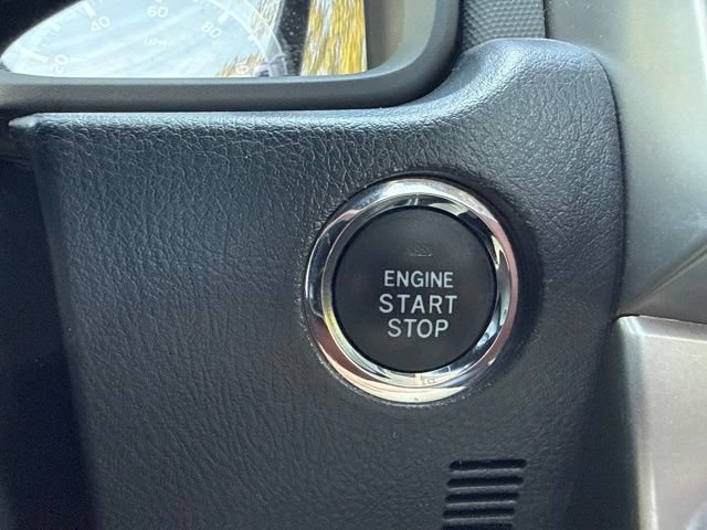Used 2018 Toyota 4Runner Limited AWD/4WD image 26