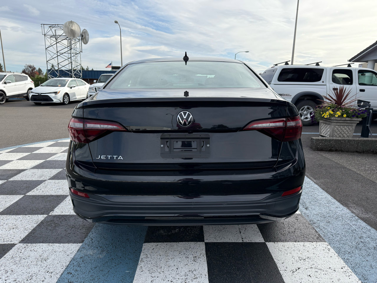 Used 2024 Volkswagen Jetta S image 7