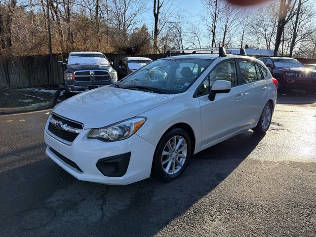 Used 2014 Subaru Impreza 2.0i Premium w/ All-Weather Package w/CVT image 3