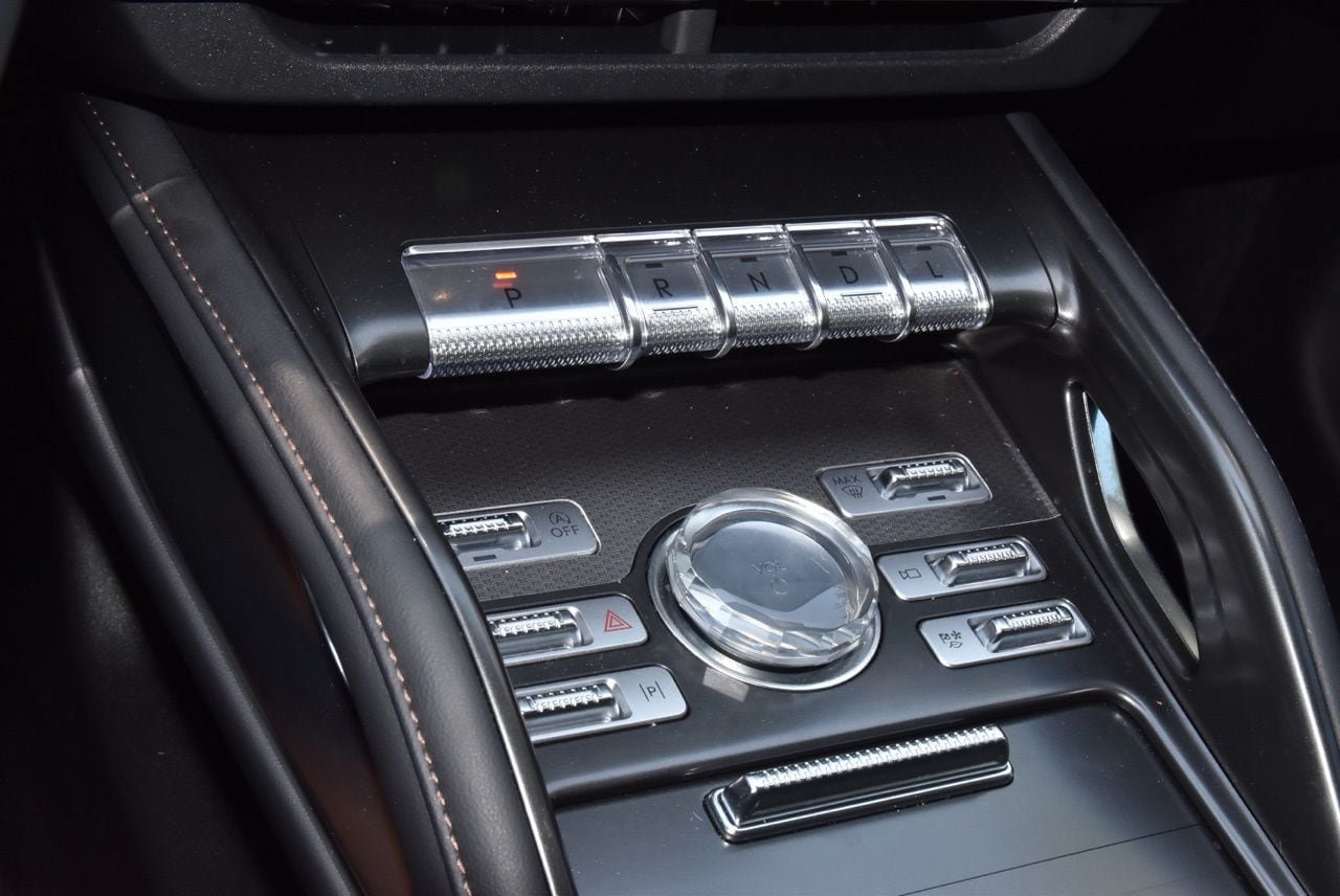 New 2026 Lincoln Nautilus Premier w/ Jet Appearance Package AWD/4WD image 31