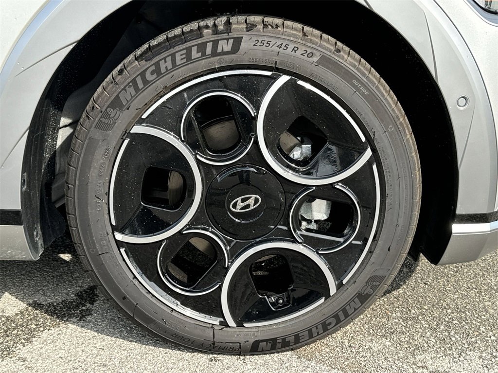 New 2024 Hyundai Ioniq 5 Limited image 14