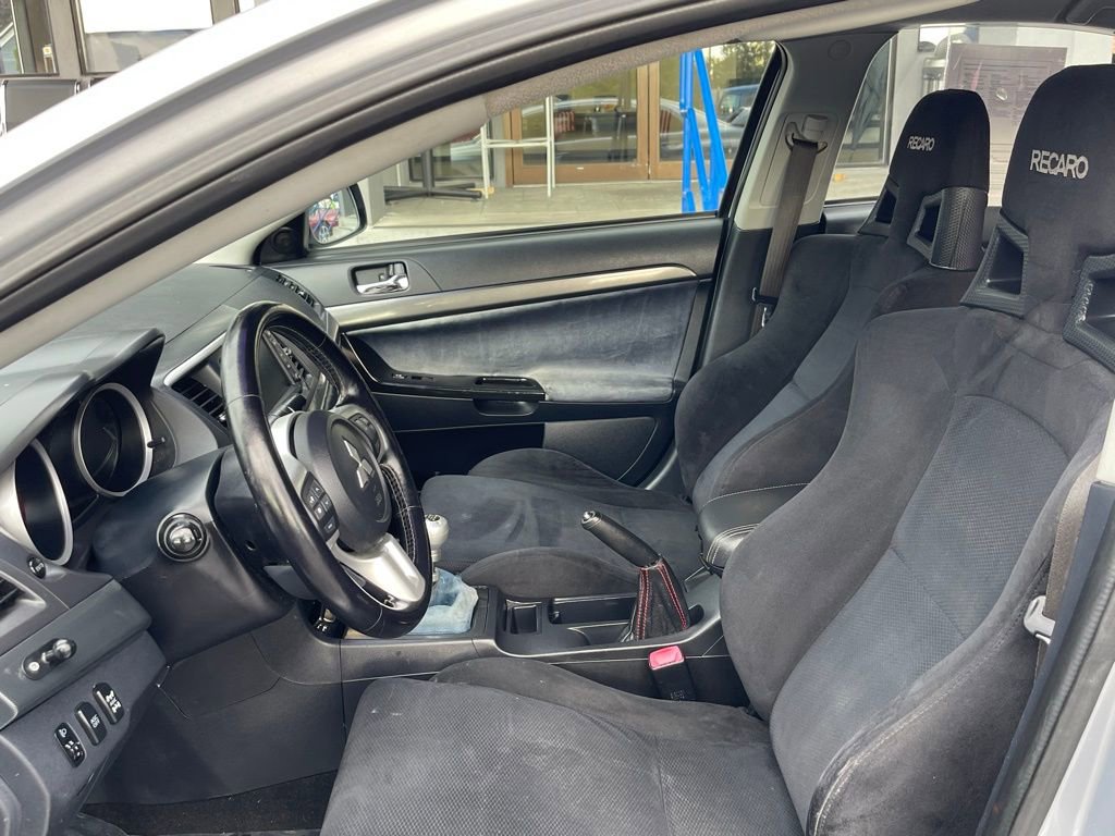 Used 2008 Mitsubishi Lancer Evolution GSR image 9
