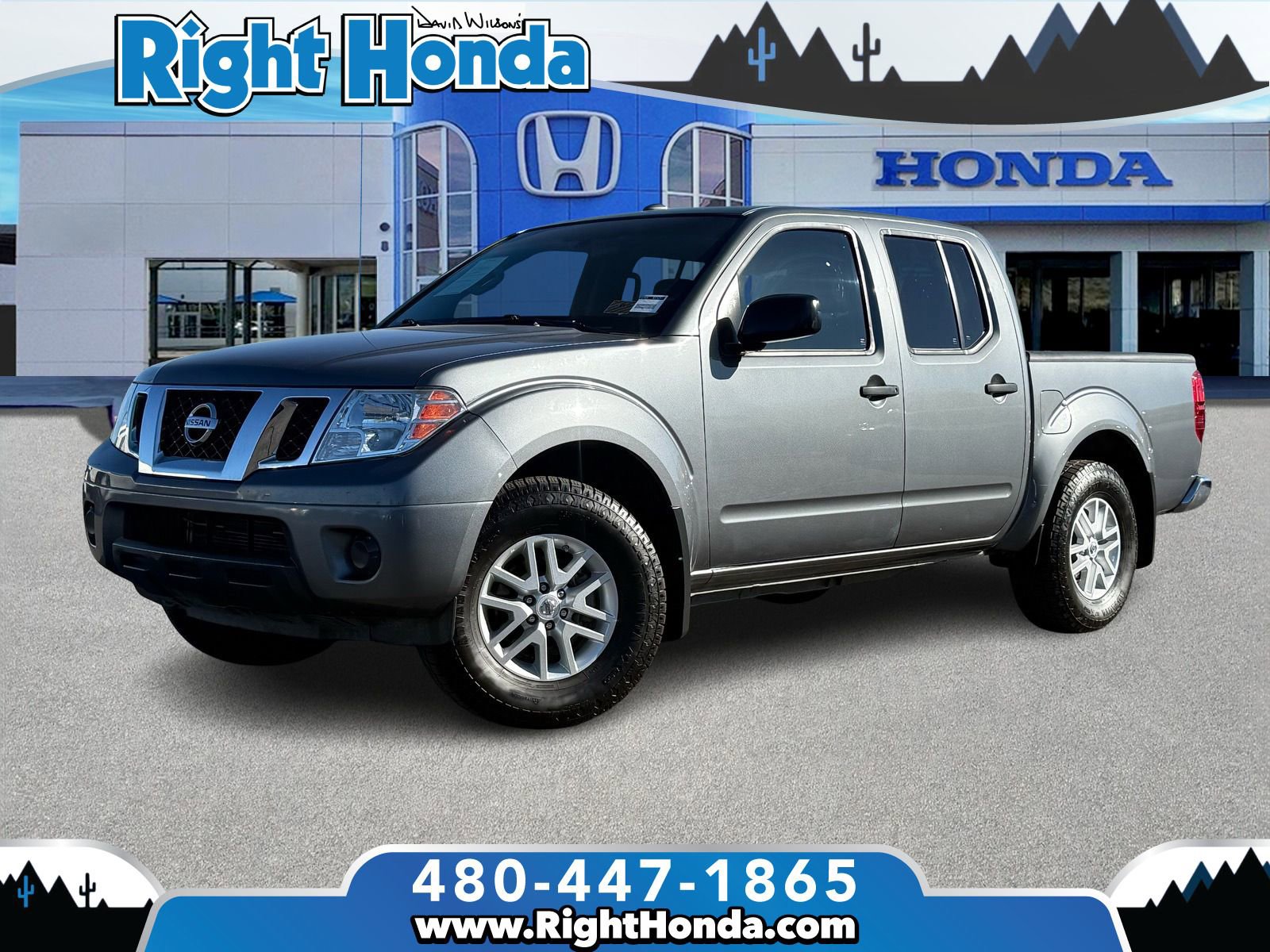 Used 2018 Nissan Frontier SV image 1