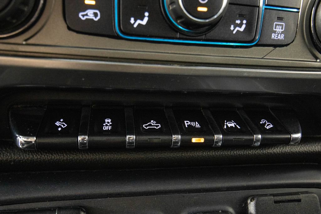 Used 2017 Chevrolet Silverado 1500 LTZ Z71 w/ Redline Edition image 25