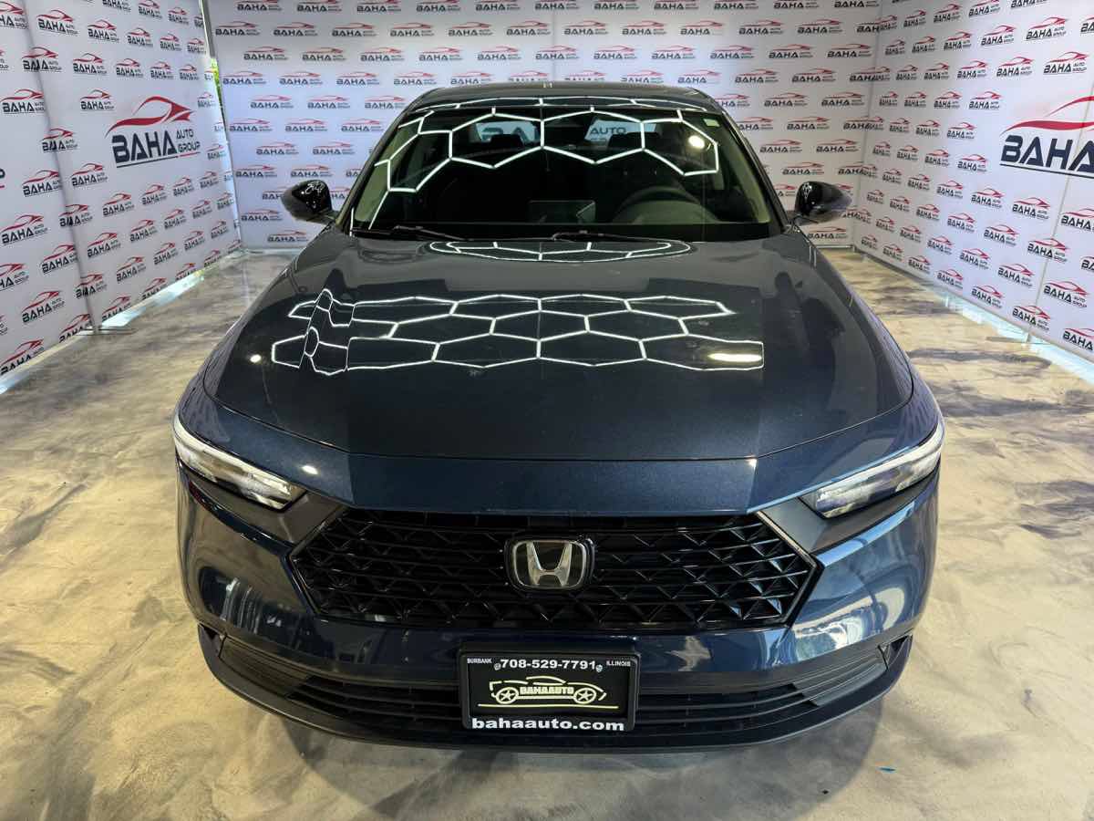 Used 2025 Honda Accord SE image 2